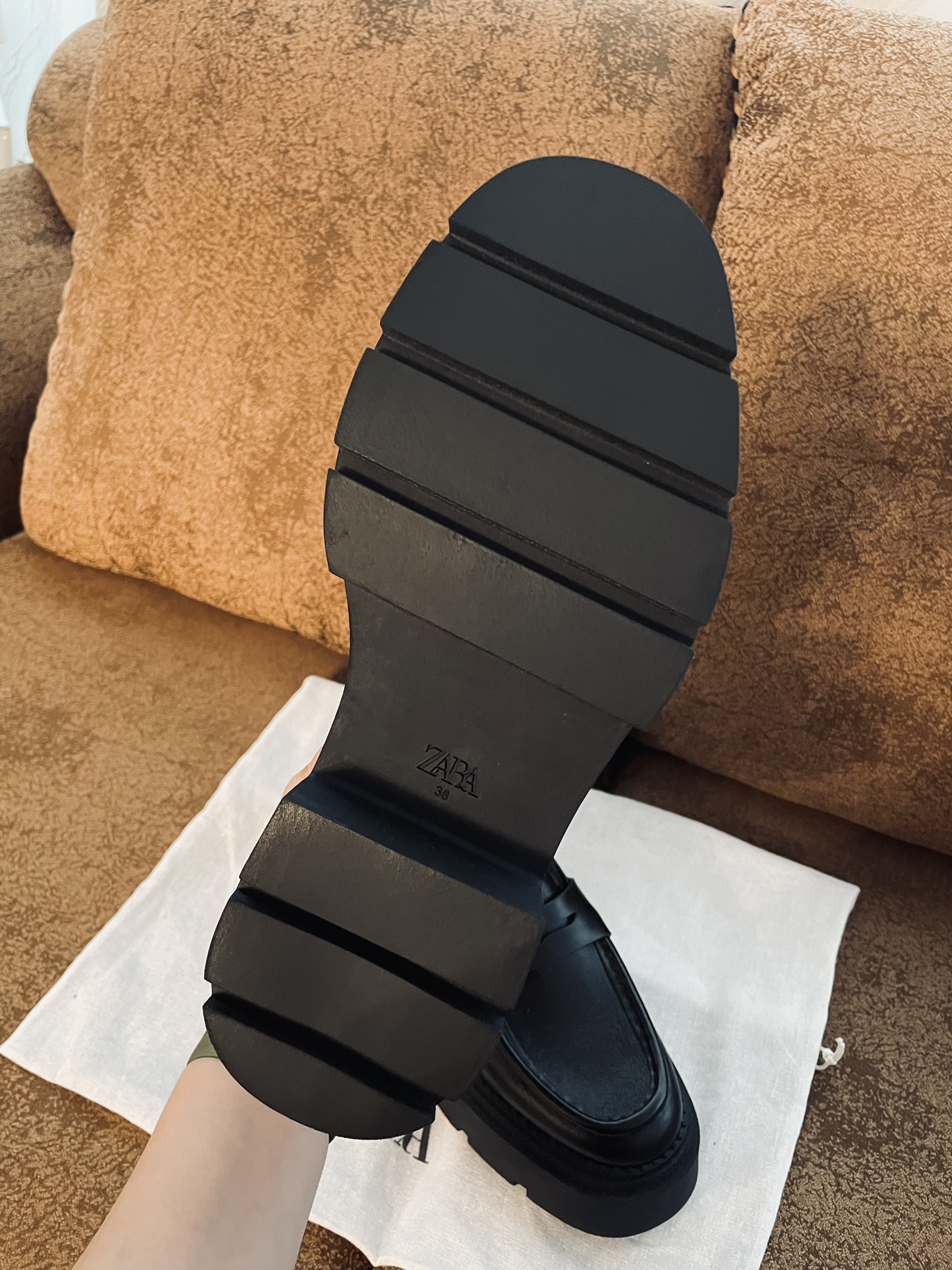 URGENT! Zara leather shoes, AVAILABLE TILL Jul 27 image indicator(3)