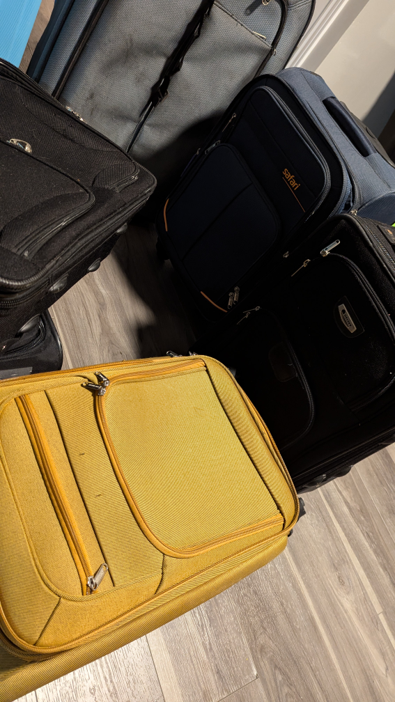 Carry-on luggage suitcase bags - photo 5