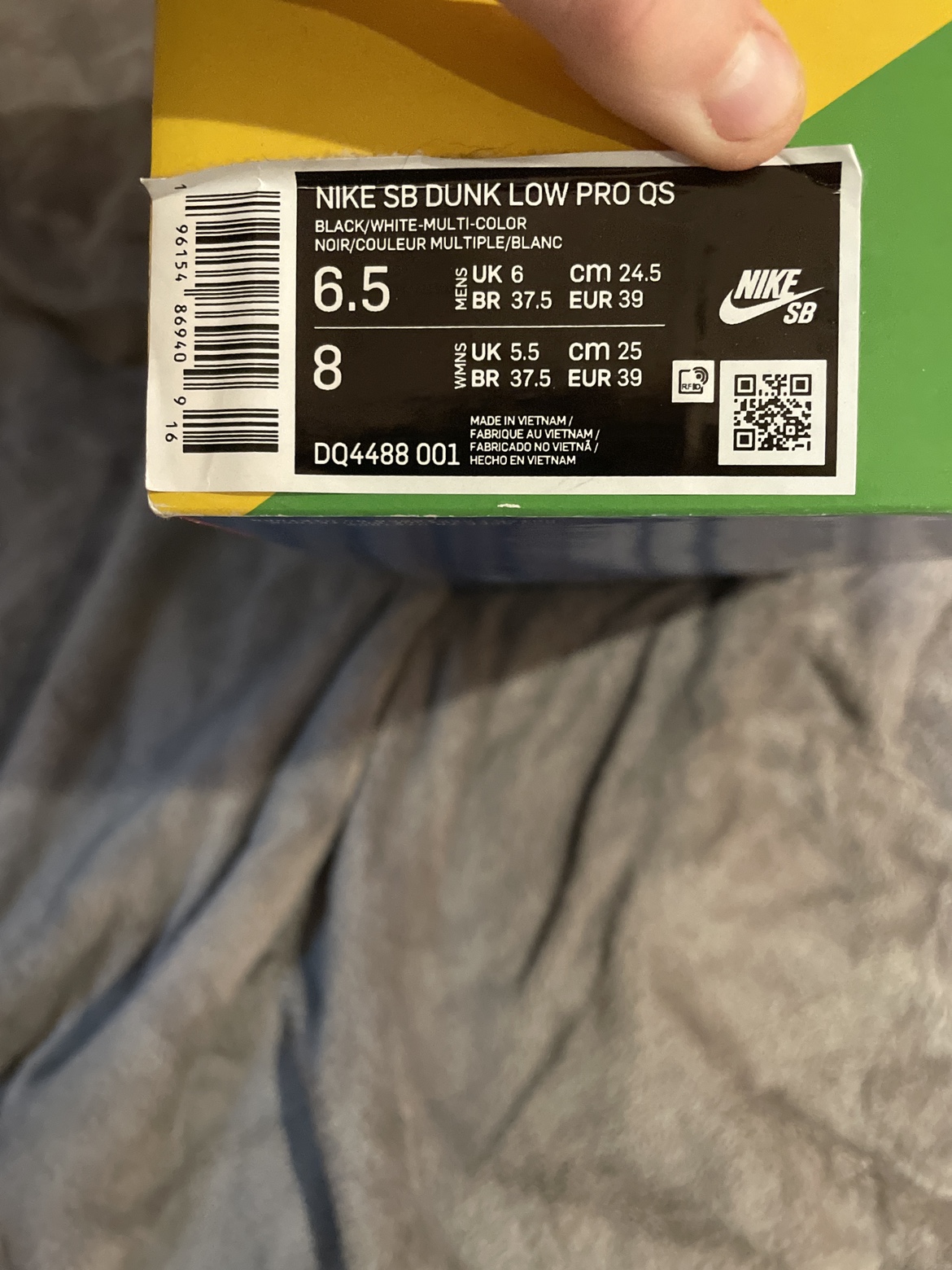 Nike sb dunk low neckface image indicator(2)
