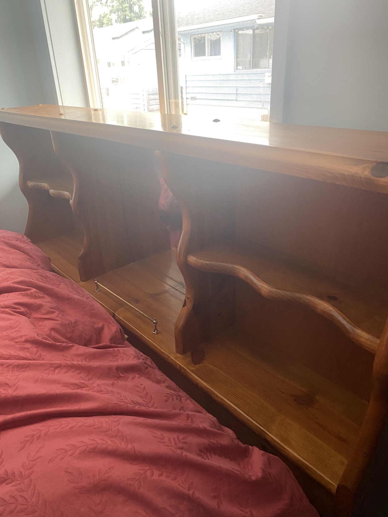 Queen size bed with head board - photo 2