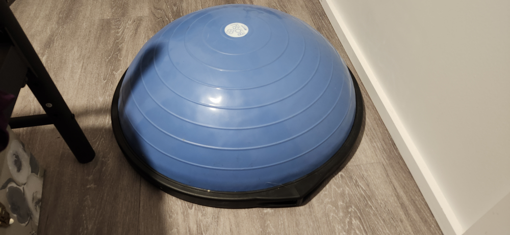 Bosu Balace Trainer -Like New, Barely used