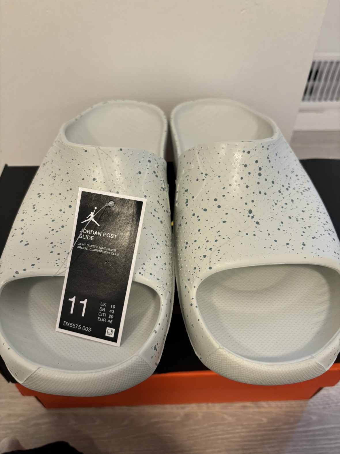 Jordan Post Slide image indicator(4)