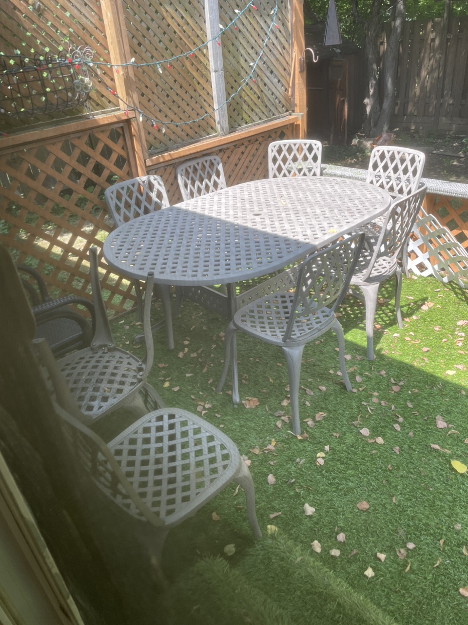 Cast aluminum patio set