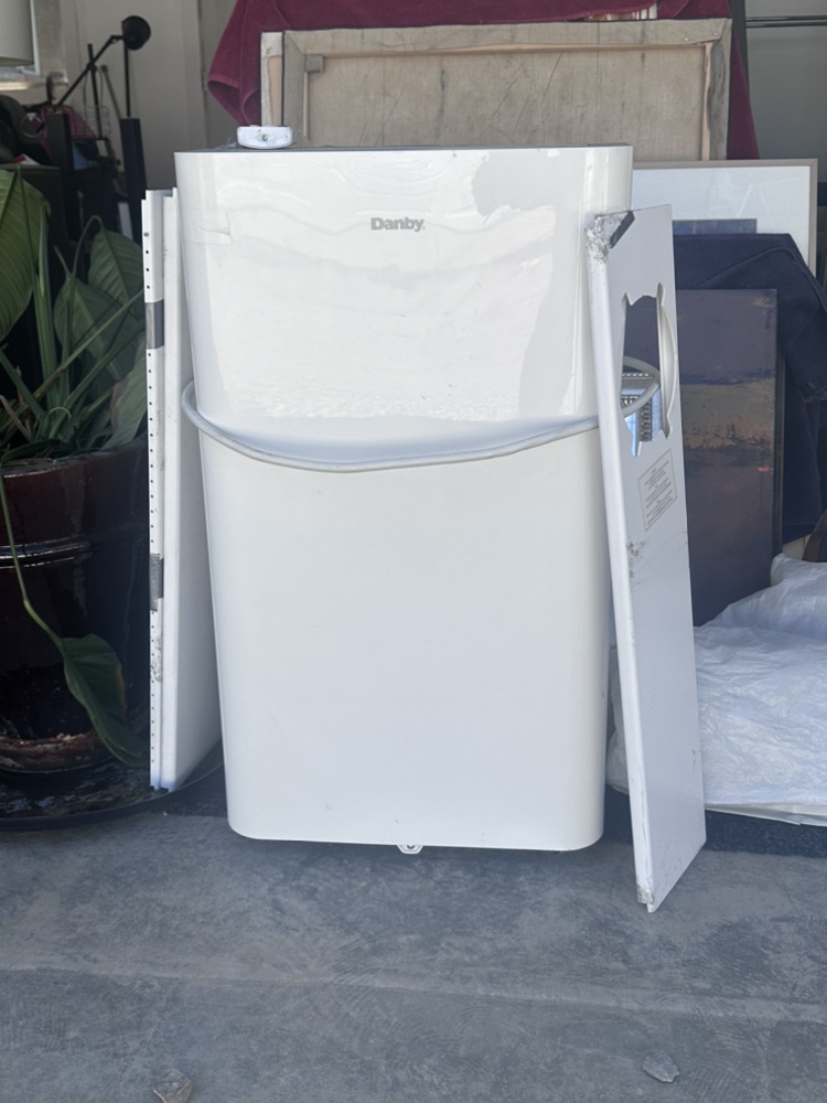 Danby 12,000 BTU portable air conditioner thumbnail