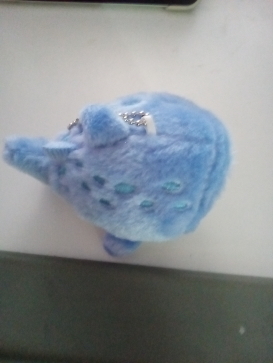 narwhal keychain - photo 2