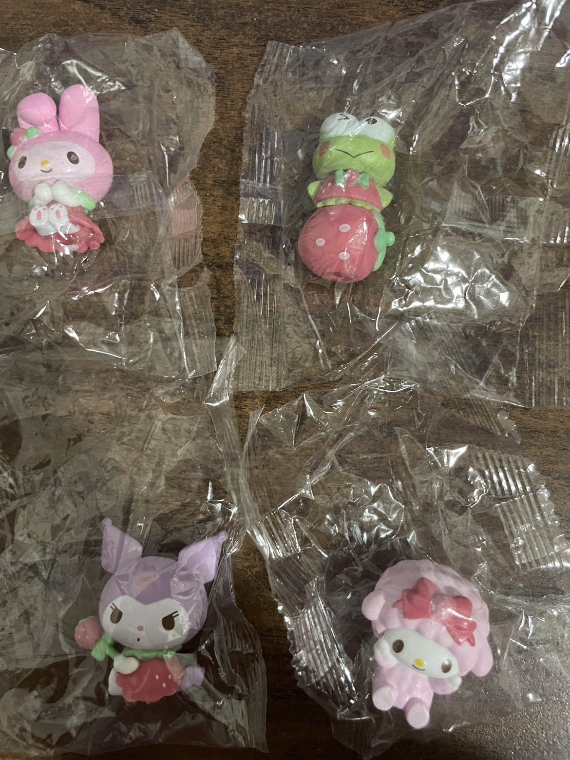 Sanrio strawberry friends image indicator(2)