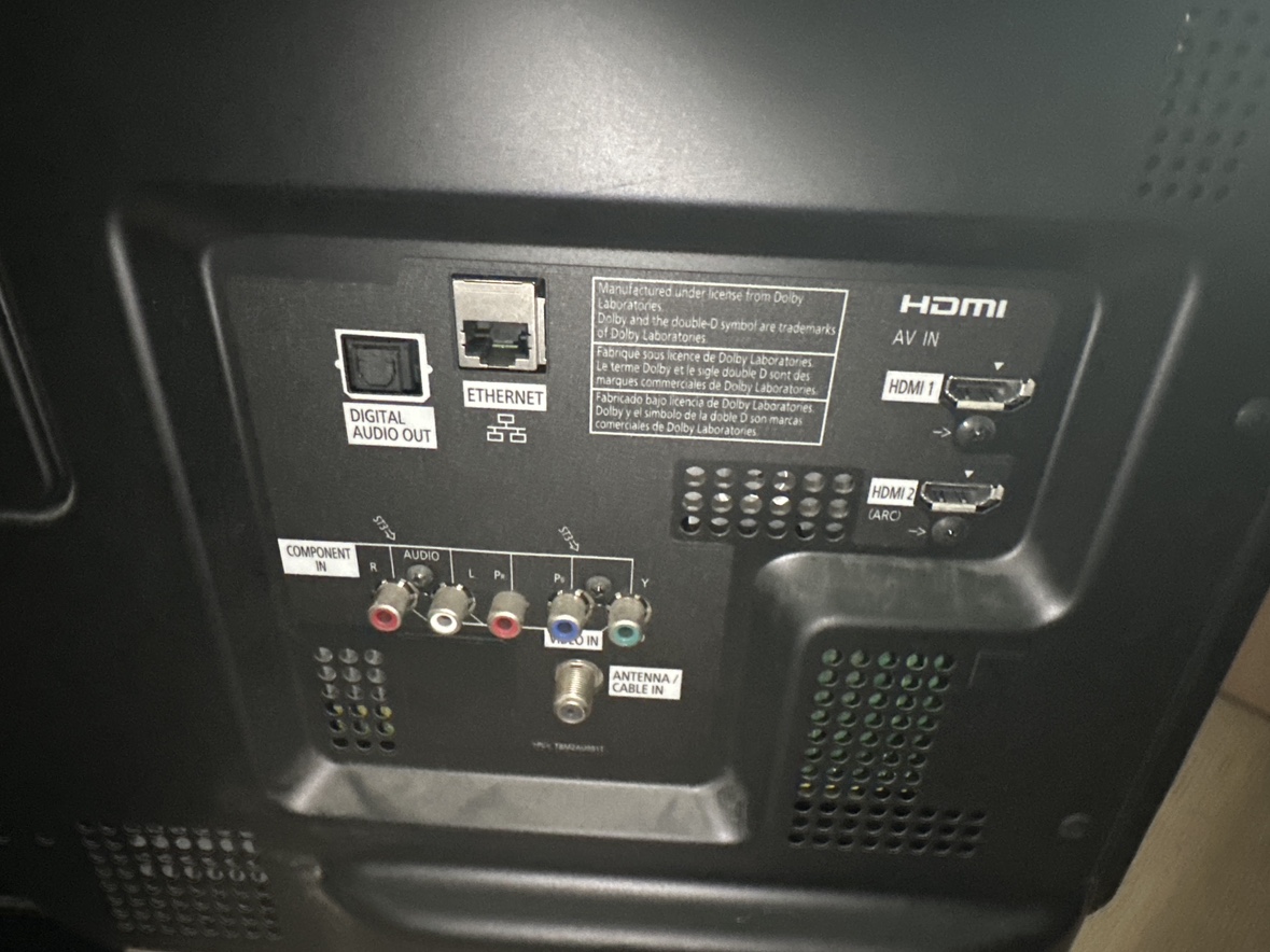 Panasonic 50 inch TV - photo 4