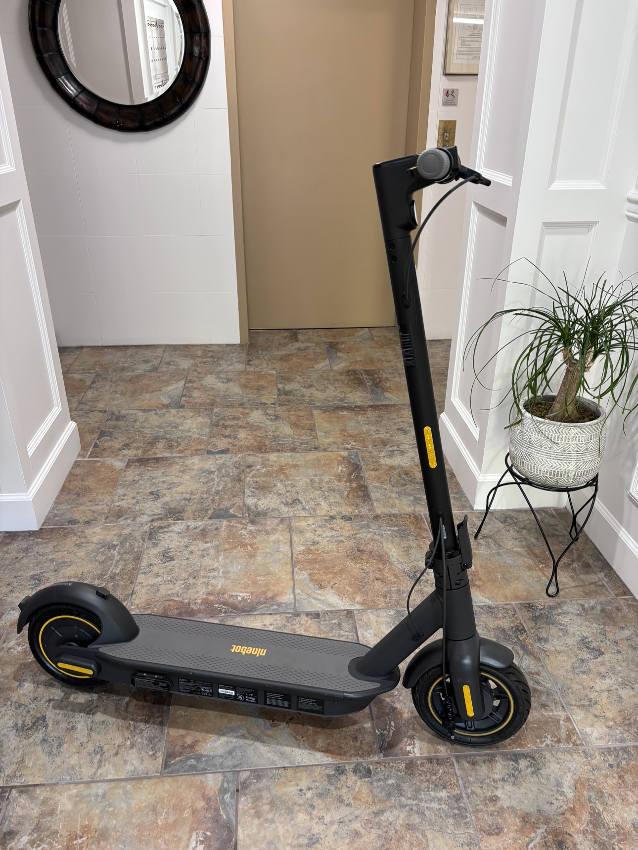 Brand new e - scooter