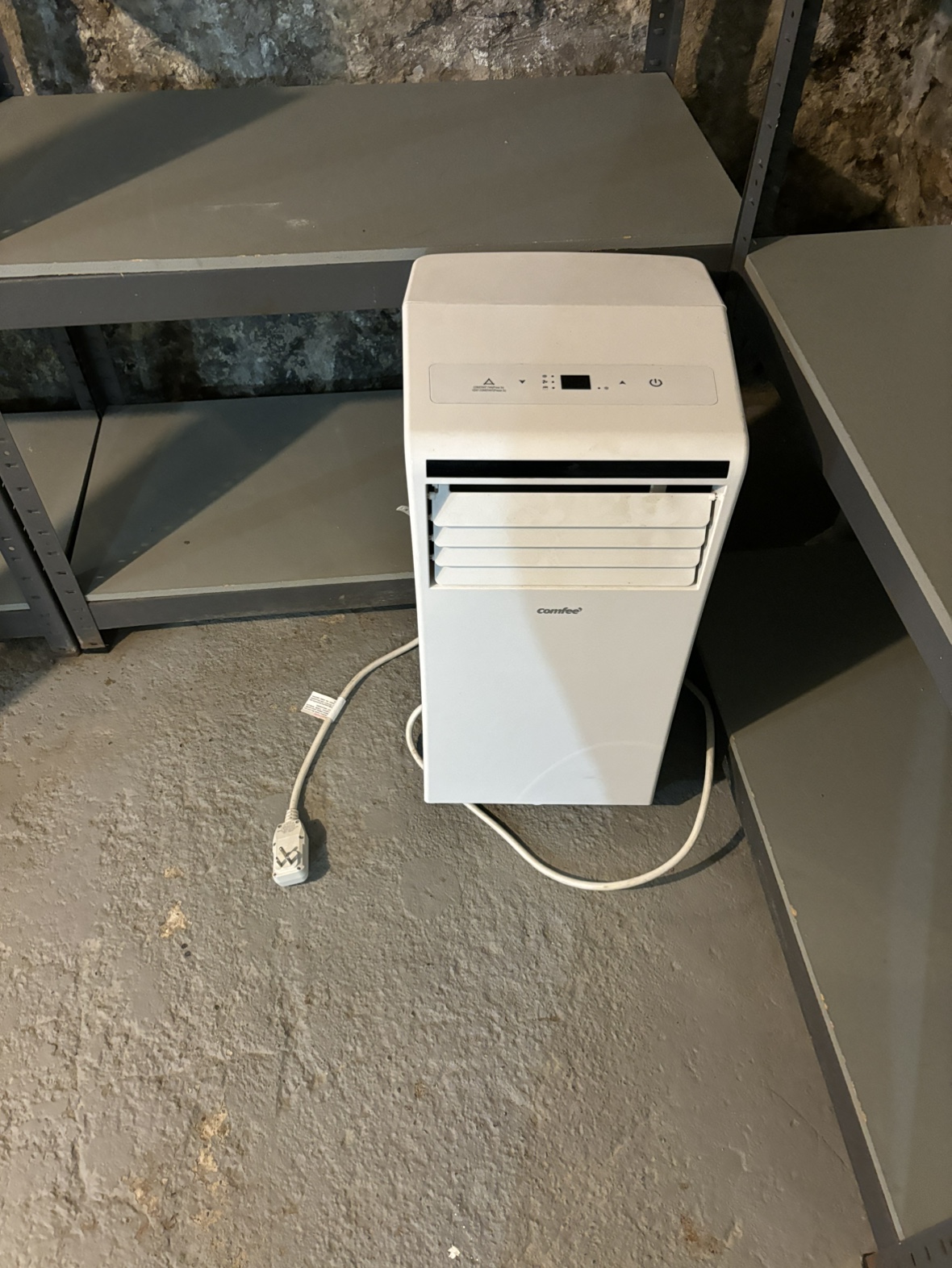 Portable air conditioner