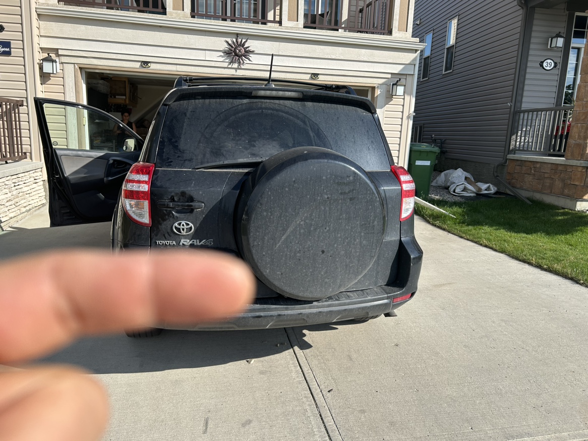 Toyota RAV4 2010 - photo 3