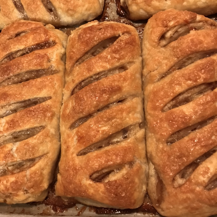 Banana Pie Pastries thumbnail