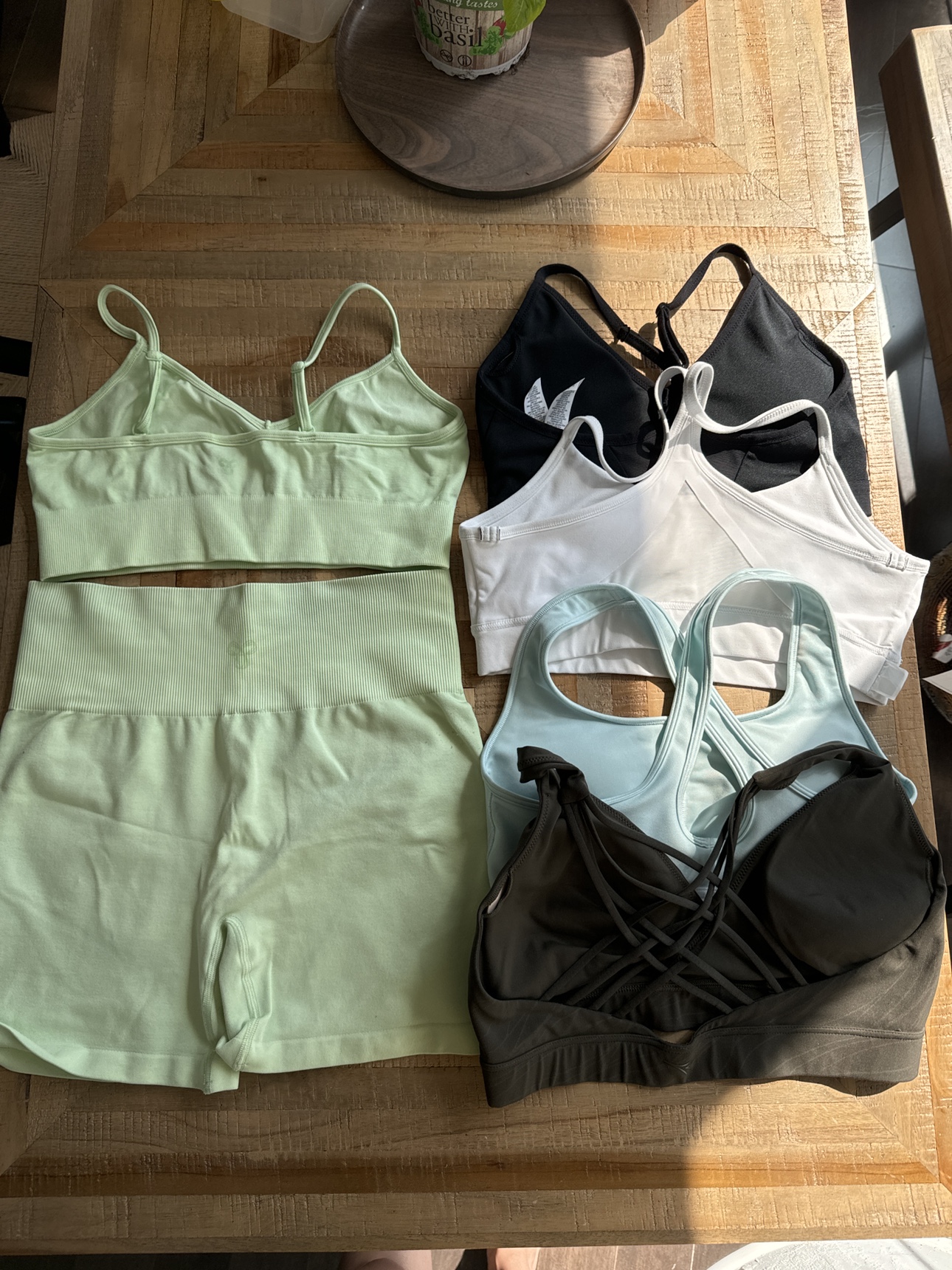 #FREECYCLE WORKOUT CLOTHES! - photo 2
