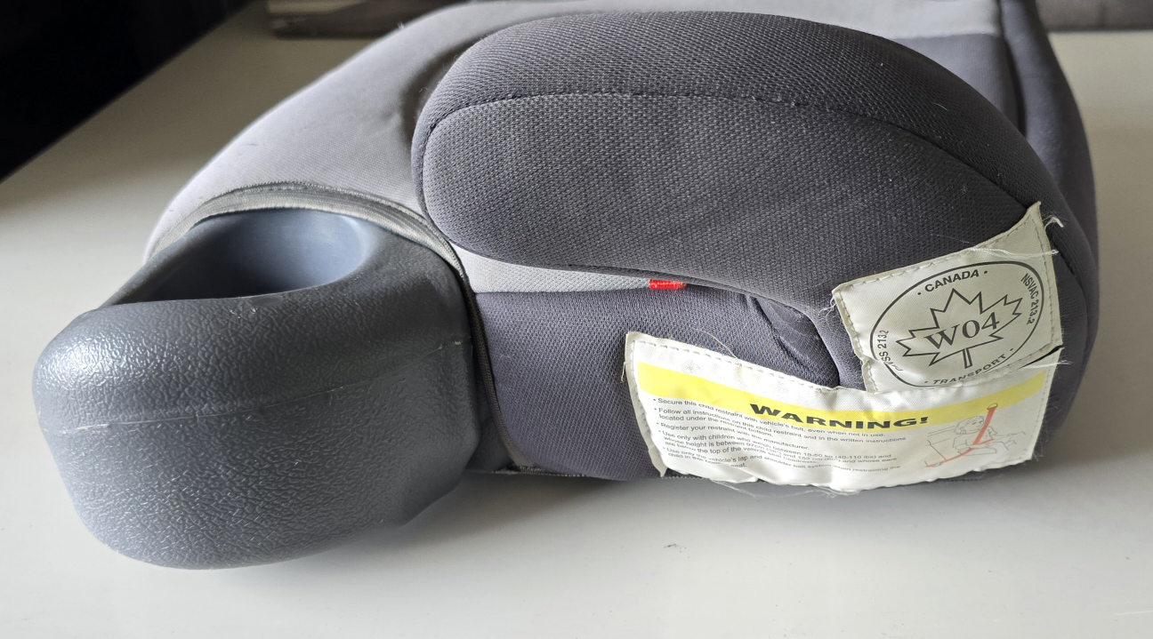 Diono Booster Seat - photo 3