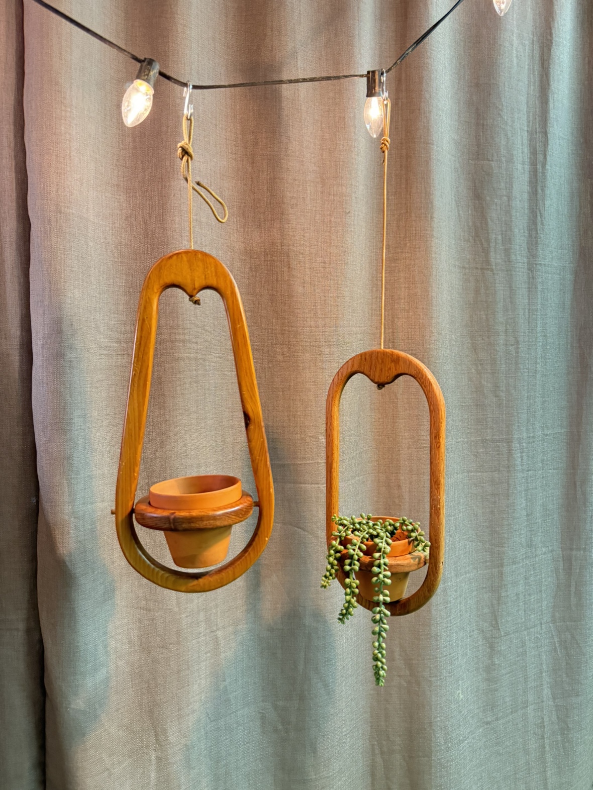 Vintage wood plant hangers - photo 2