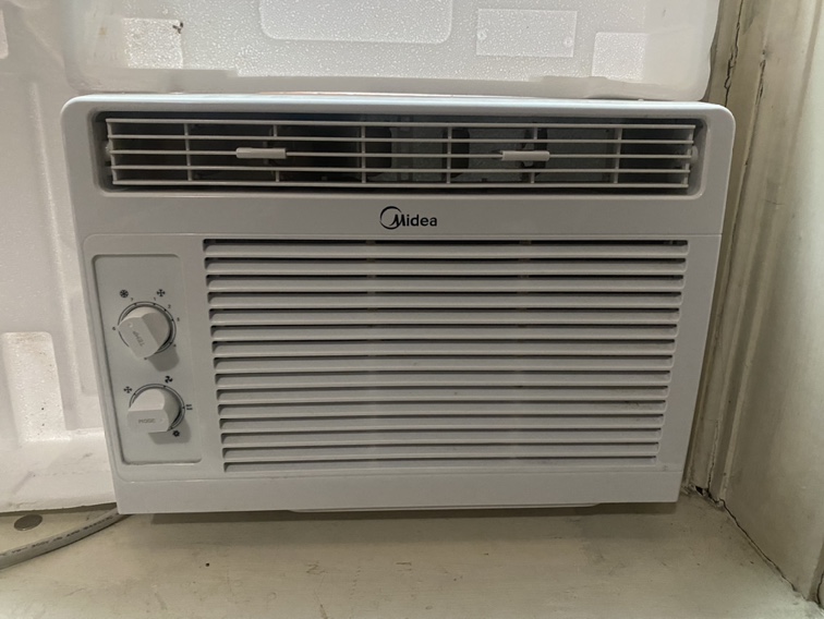 Window Air Conditioner