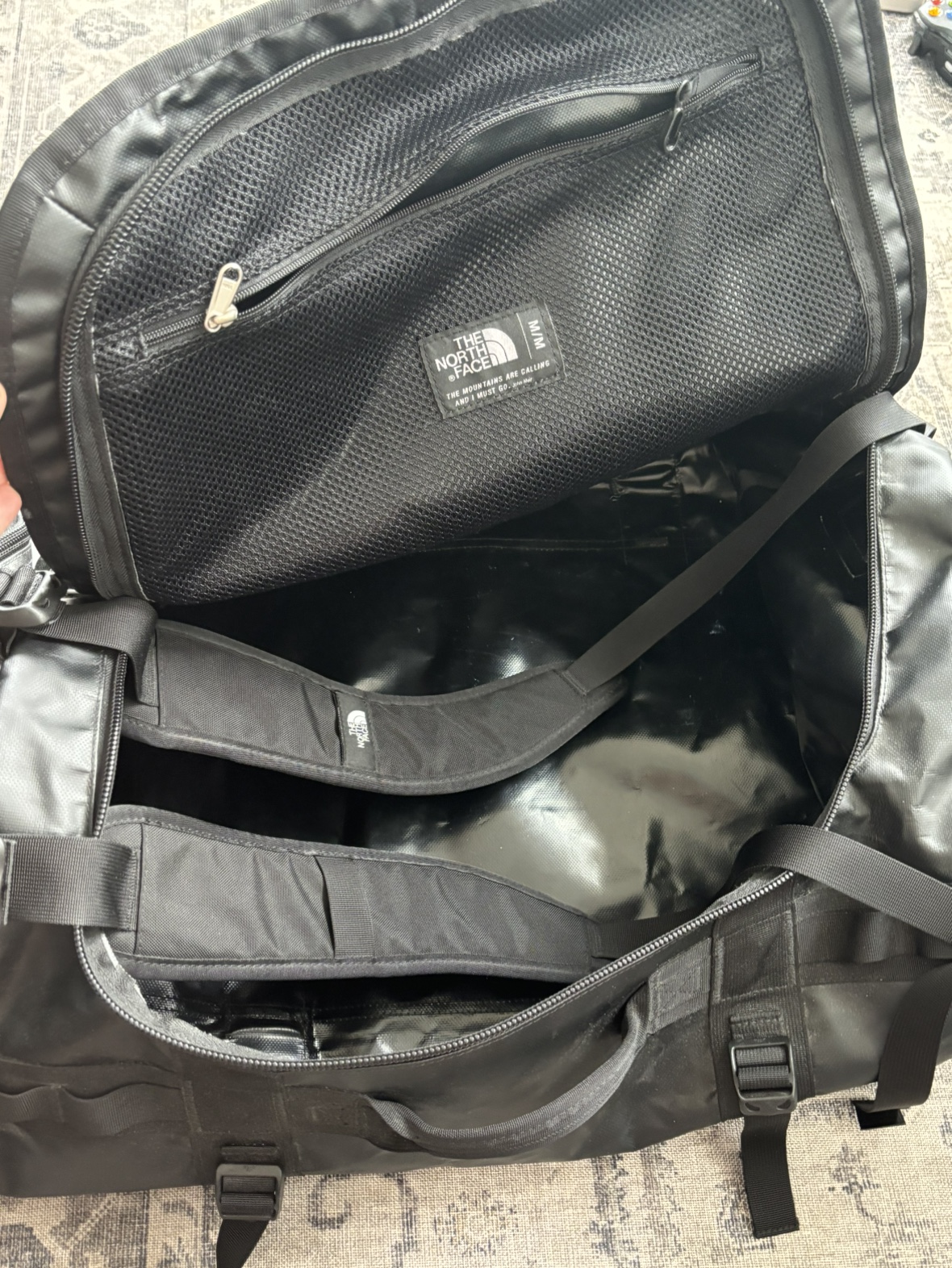 North Face Base Camp Duffel Bag image indicator(3)