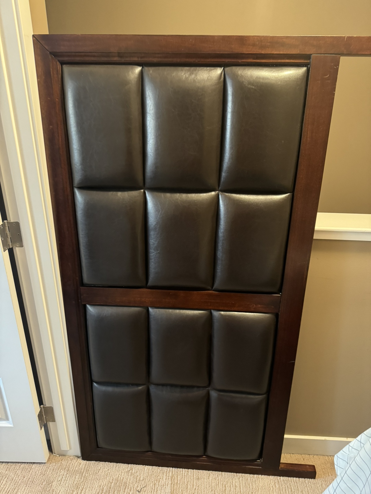 Queen size headboard thumbnail