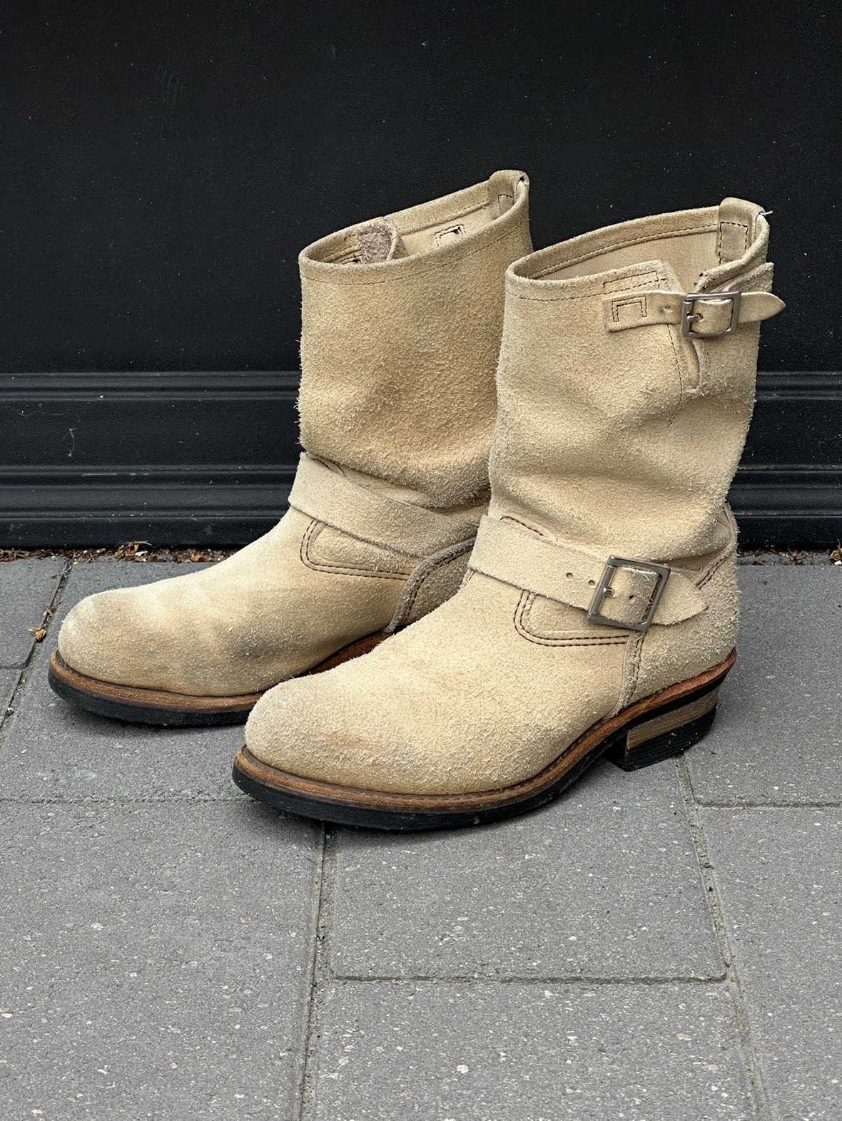 Redwing 8268 Engineer Boots Abilene Rough Out image indicator(2)