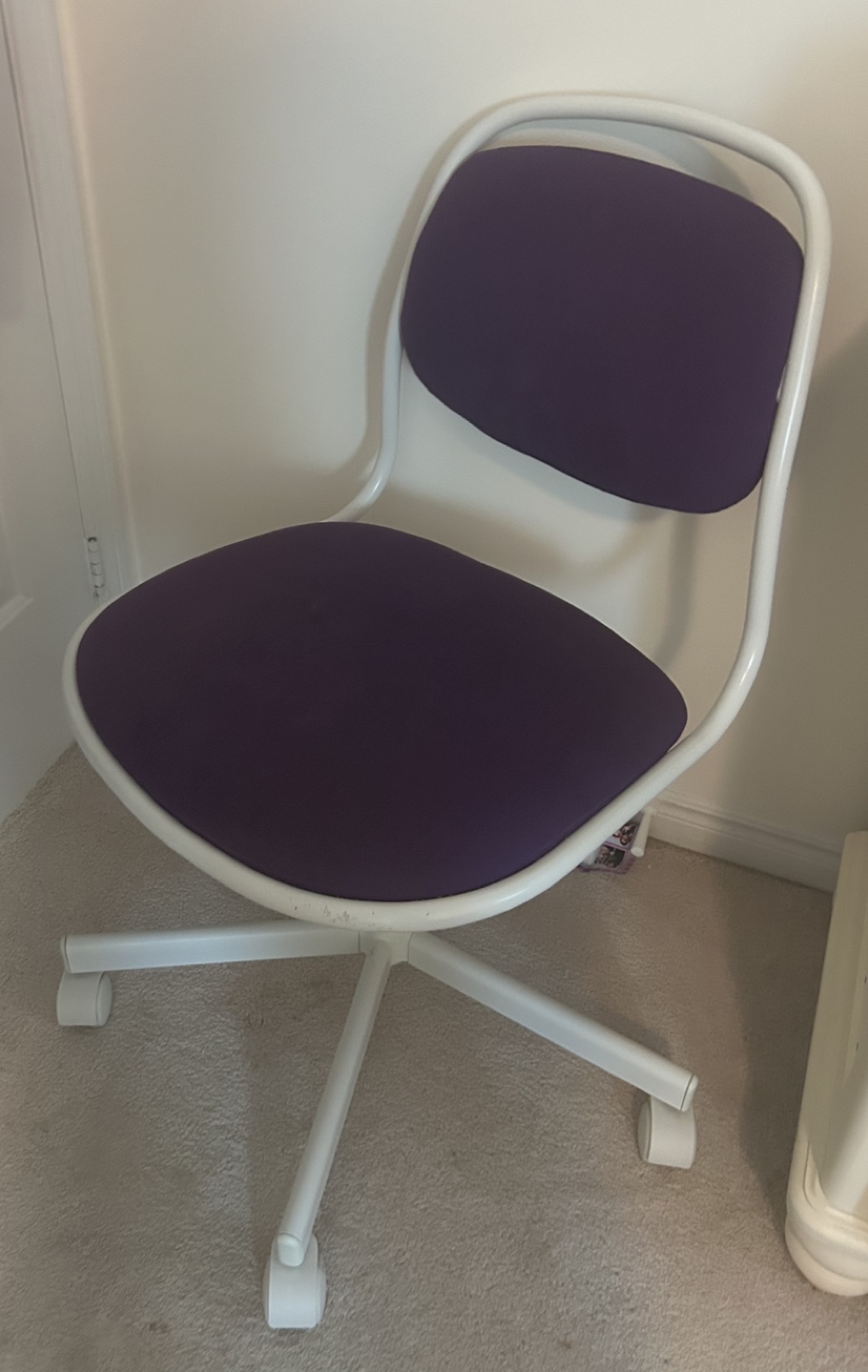 IKEA Swivel Chair - photo 2