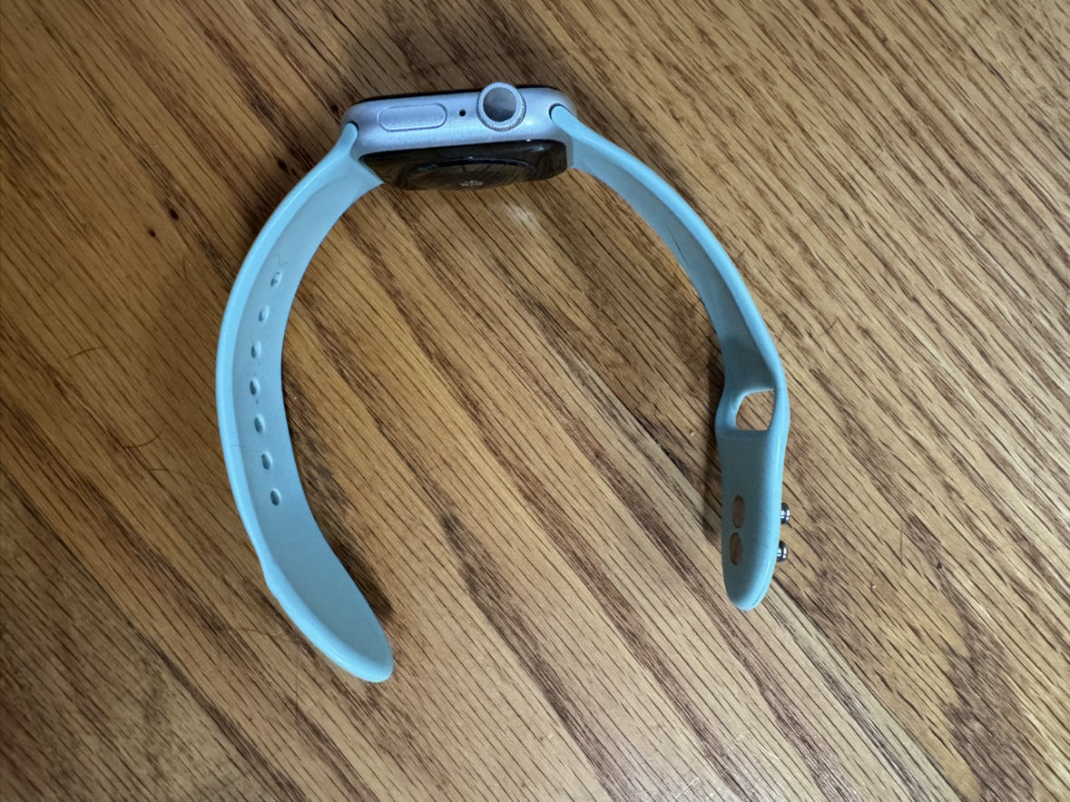 Apple Watch Series 5 (GPS) - photo 3