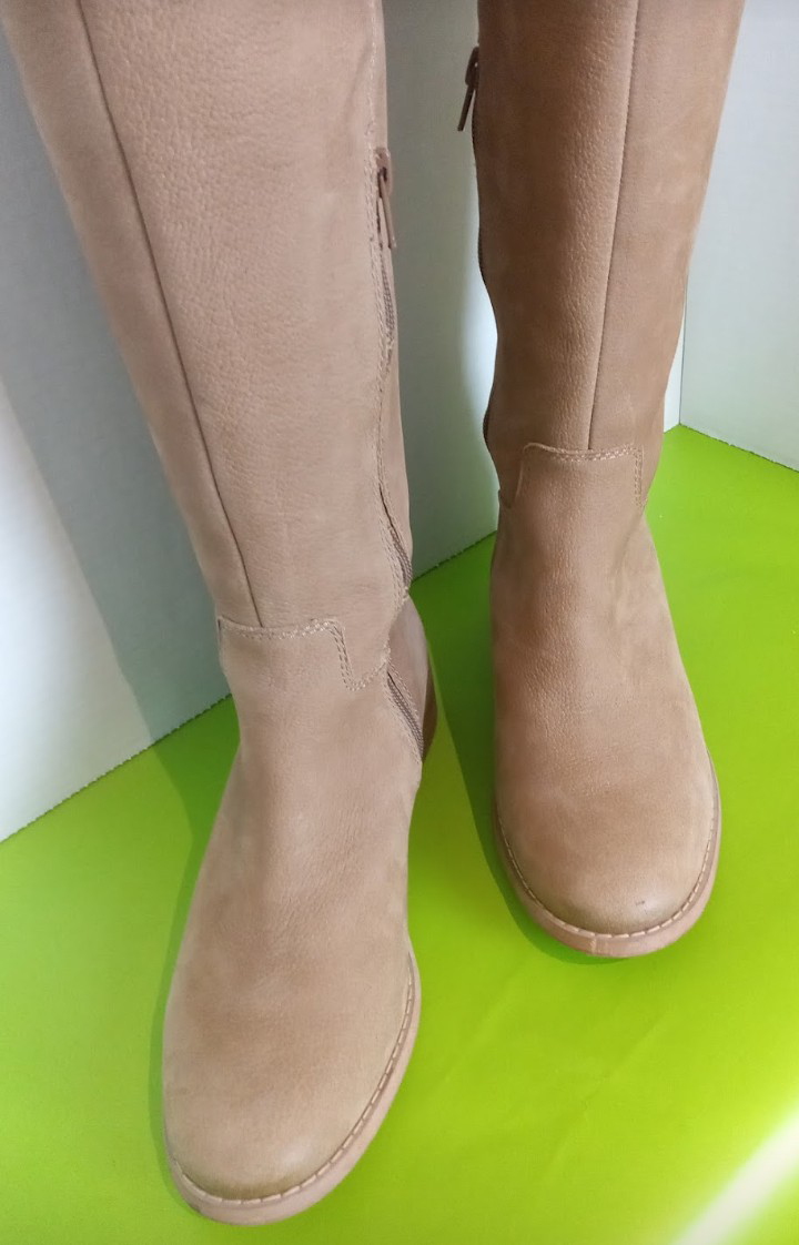 LUCKY tan leather women's boots. Size 7 image indicator(5)