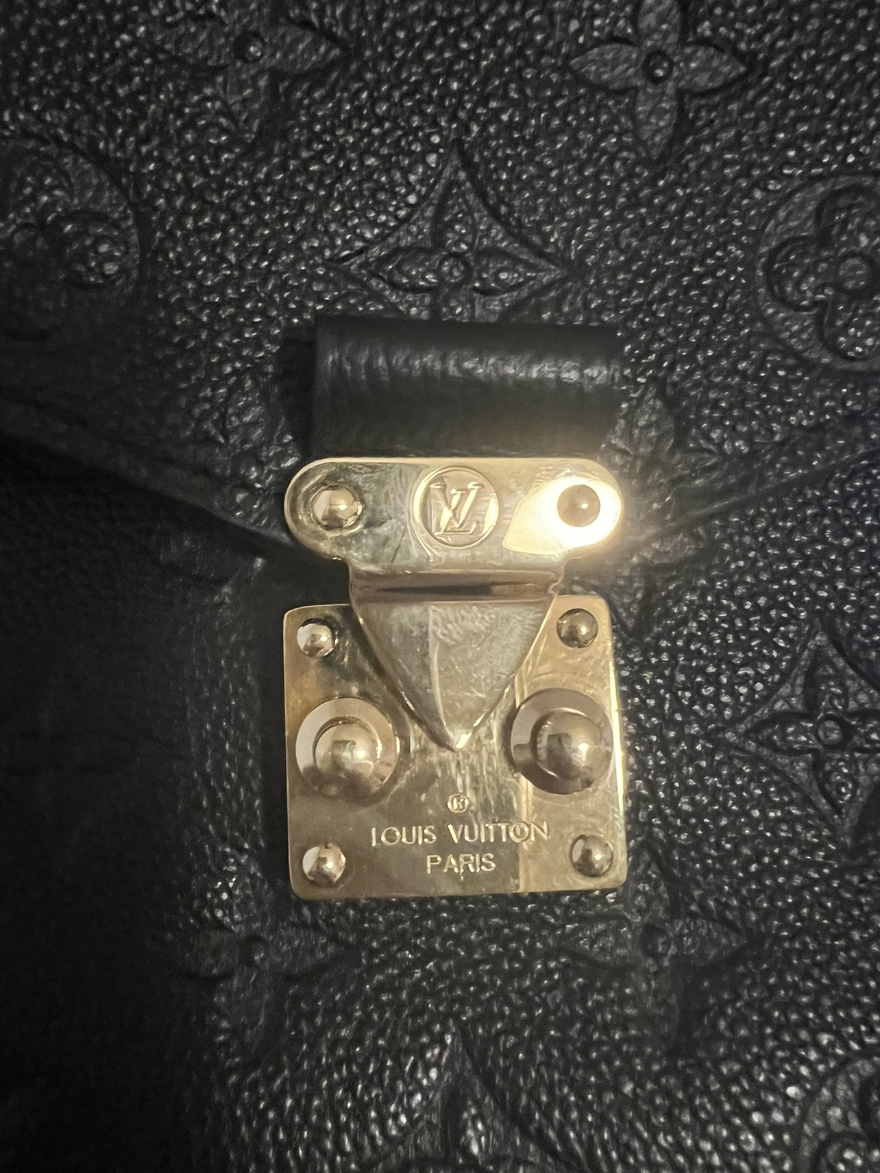Louis Vuitton Pochette Métis Monogram Empreinte - photo 3