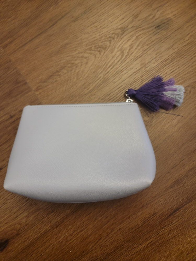 Alterna makeup cosmetics beauty bag - fixed price image indicator(2)