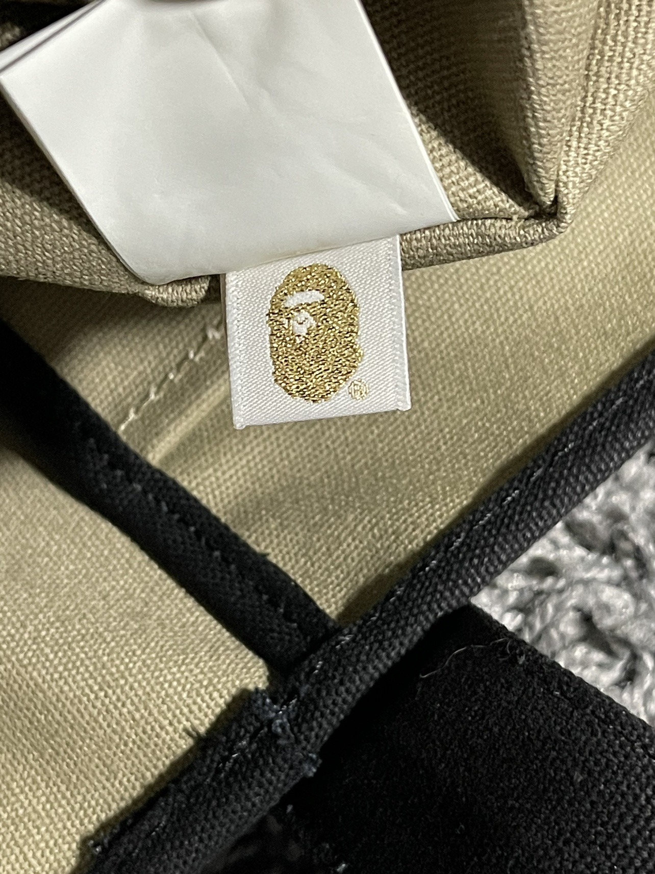 BAPE Half ABC Camo Shark Face Tote Bag Green Ivory image indicator(10)