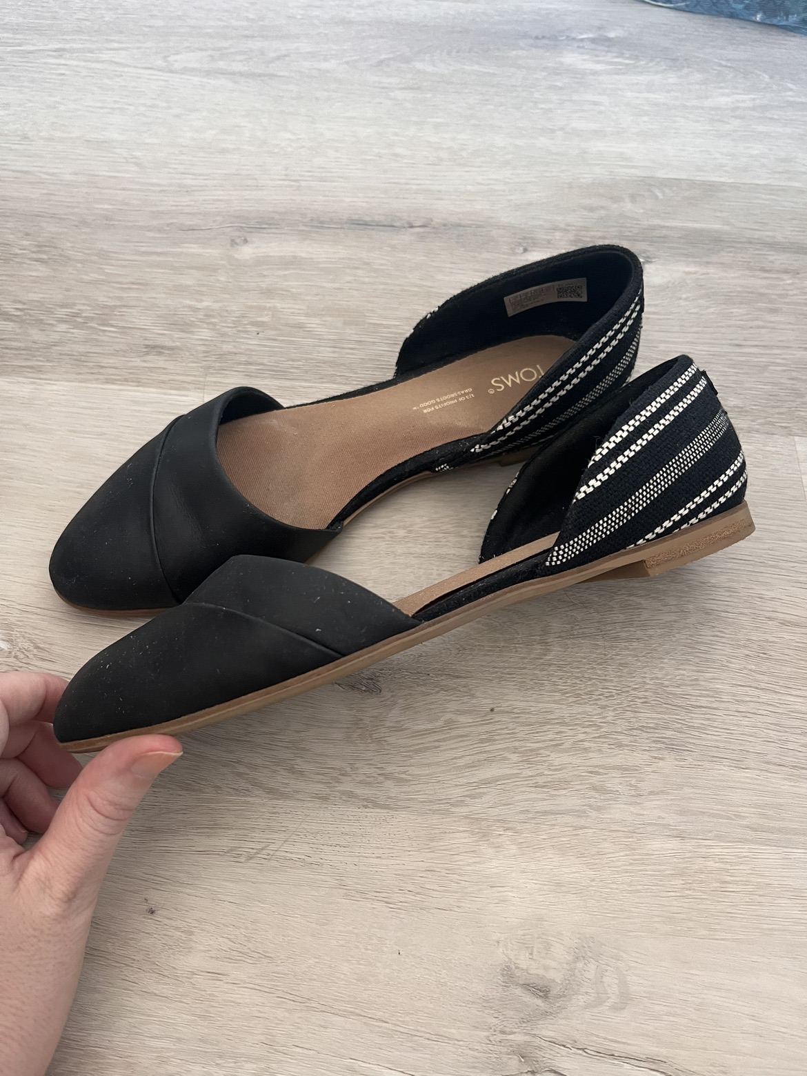 Tom’s women’s flat - size 7