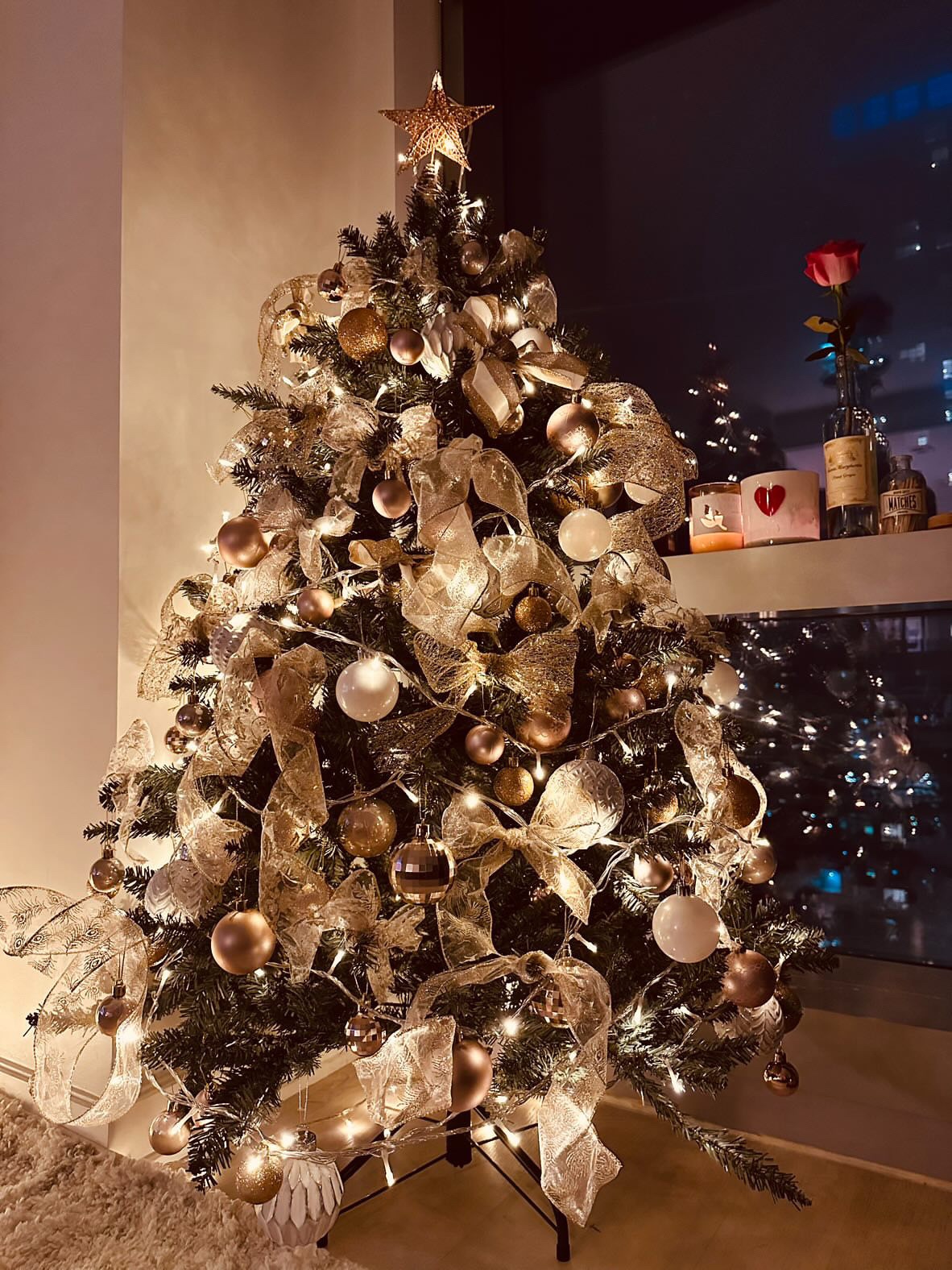 Christmas Tree & Ornaments