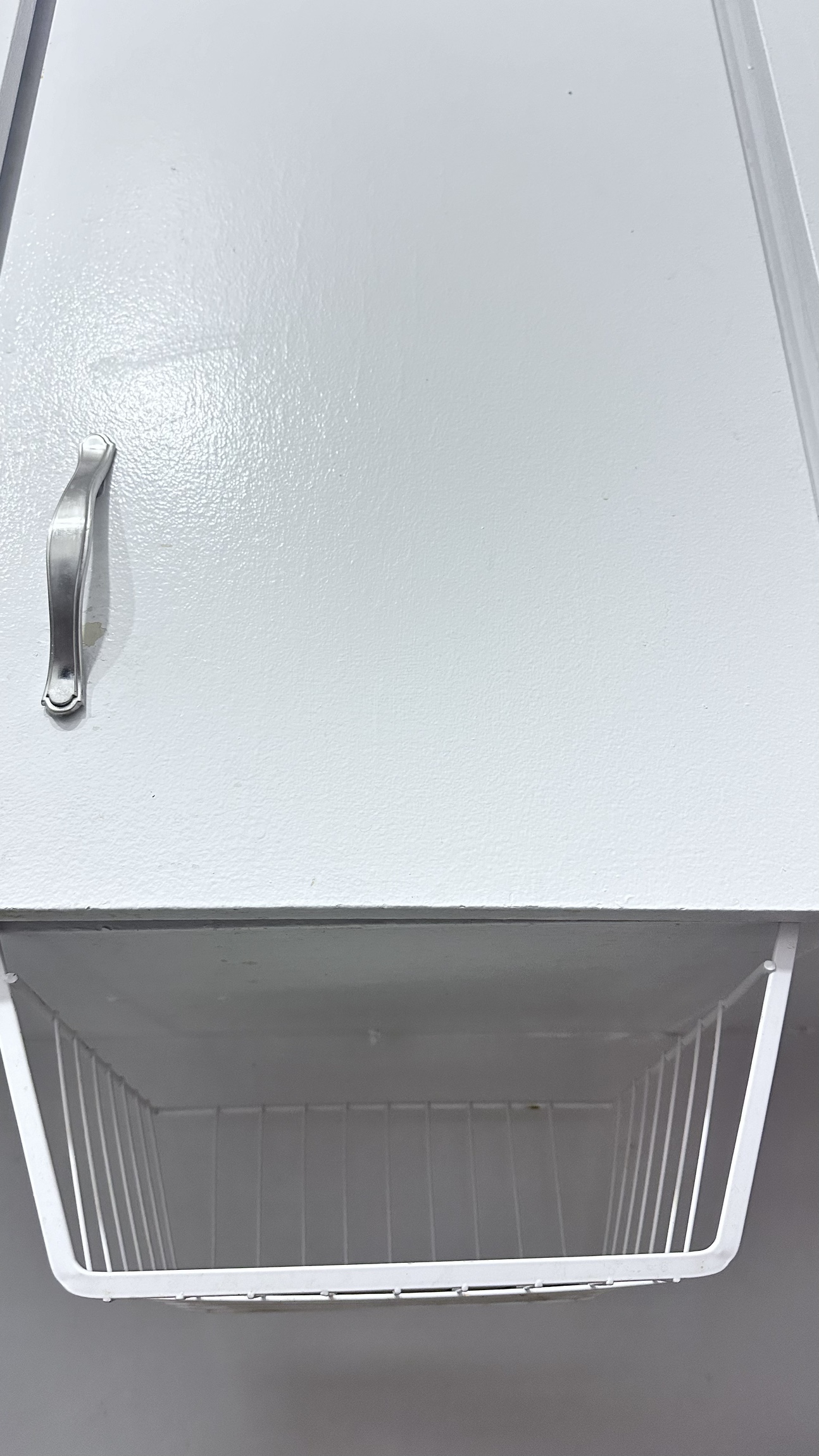 Under shelf storage - photo 2