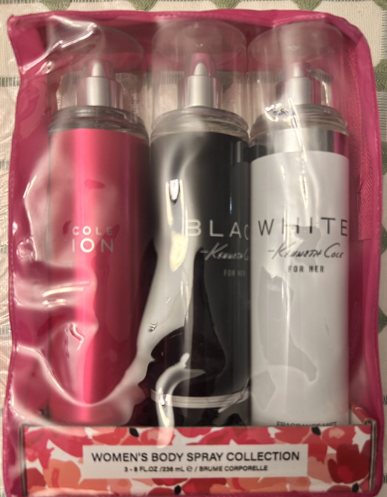BNIB KENNETH COLE PERFUME GIFT SET thumbnail