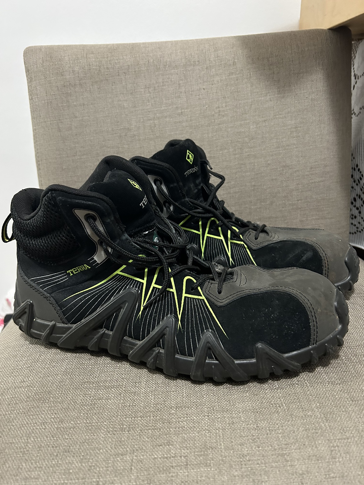 Men’s Terra safety shoes thumbnail