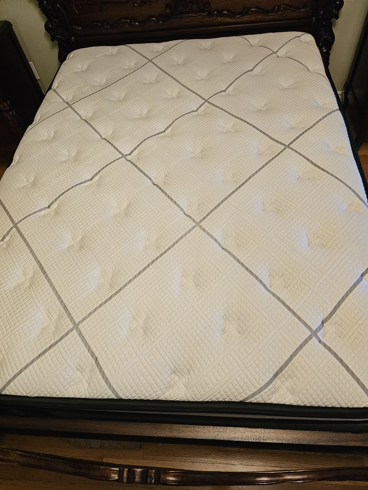 Queen Adjustable Bed and Mattress - photo 4