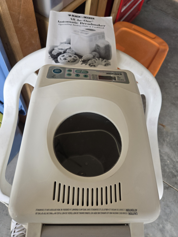 Black and decker all In one bread maker - photo 2
