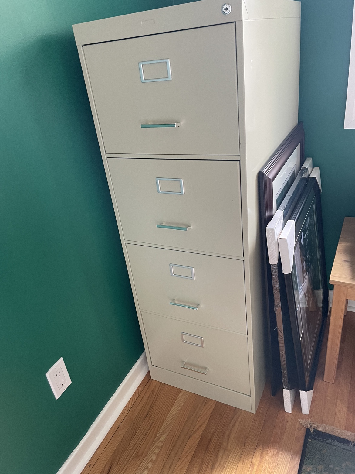 Filing cabinet - photo 2