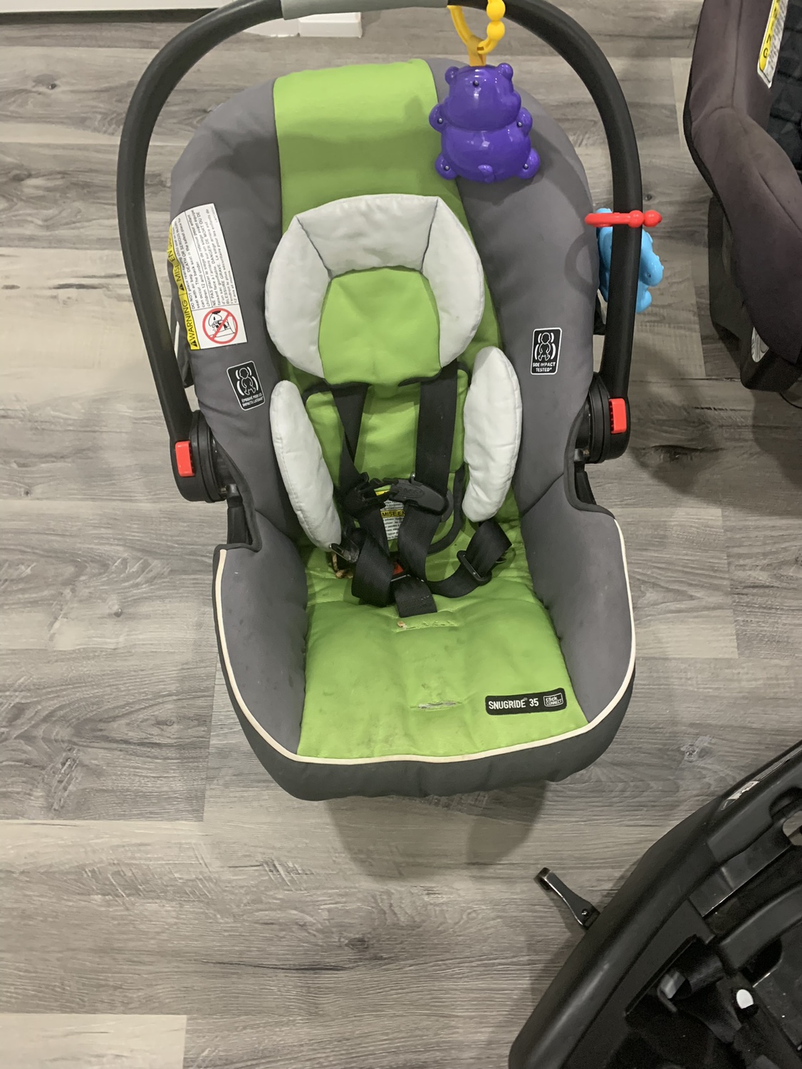 Graco Jogger travel system stroller with Car seat and base - photo 2