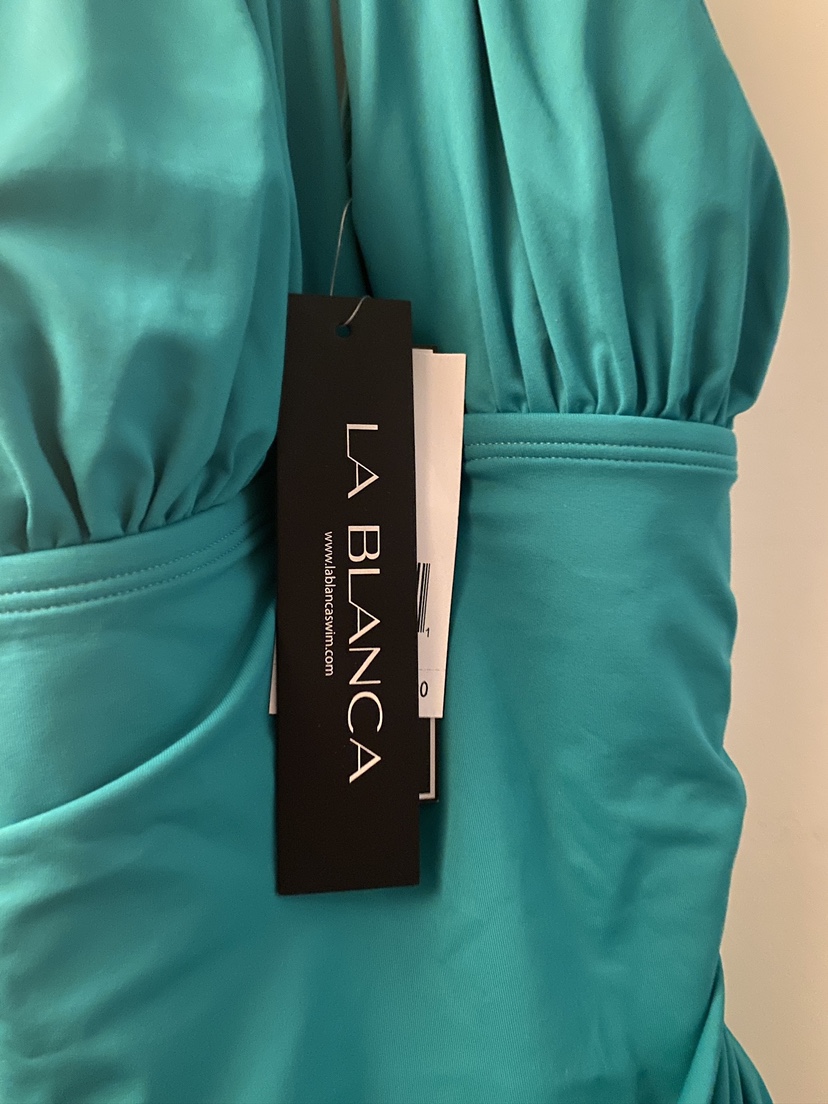 La Blanca Swimsuit NWT image indicator(5)