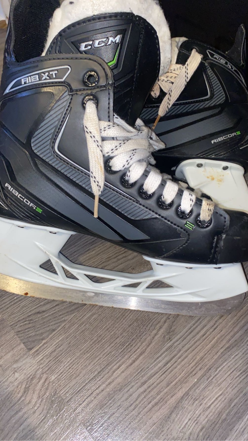 Kids  CCM skates