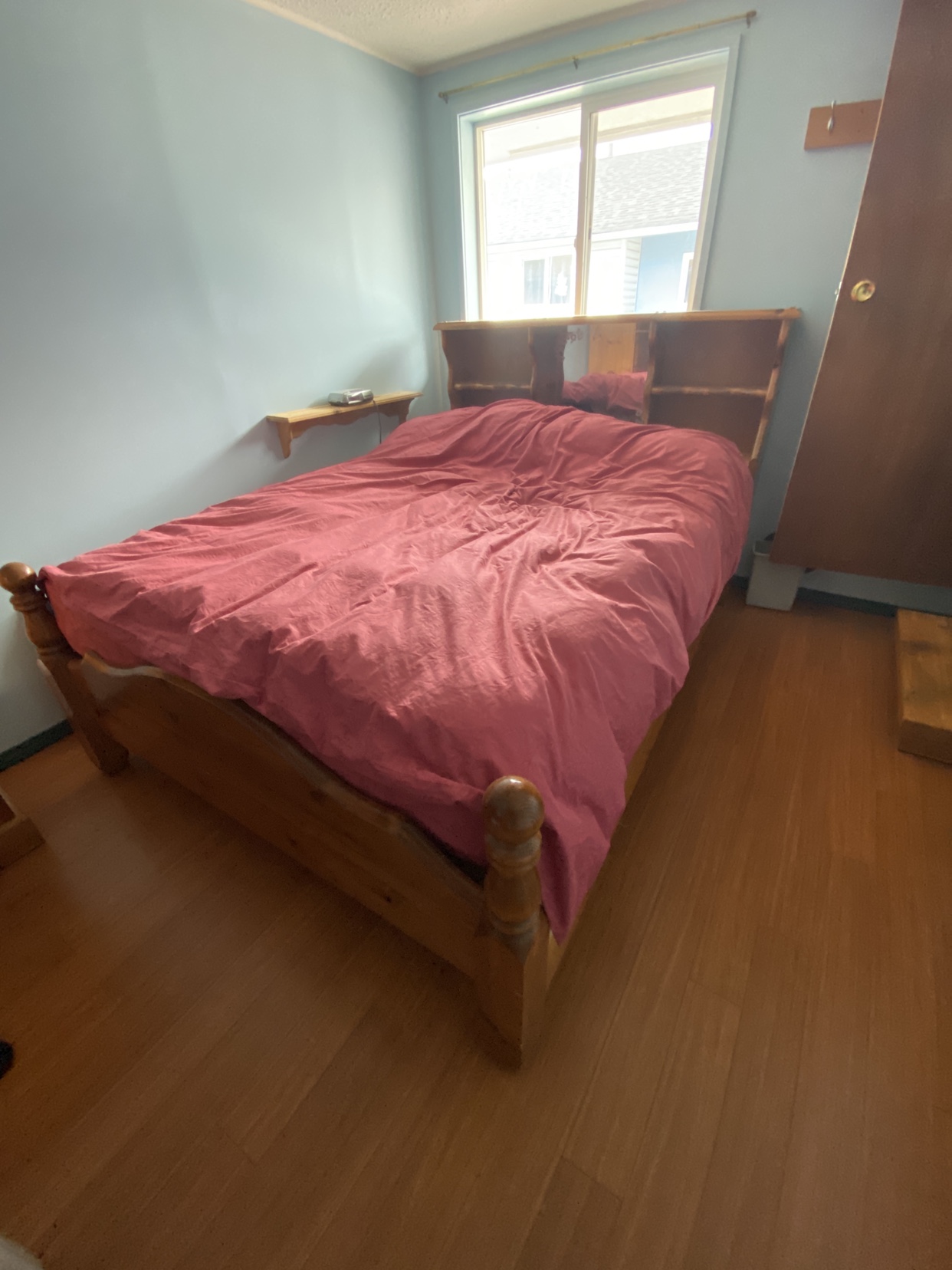 Queen size bed with head board