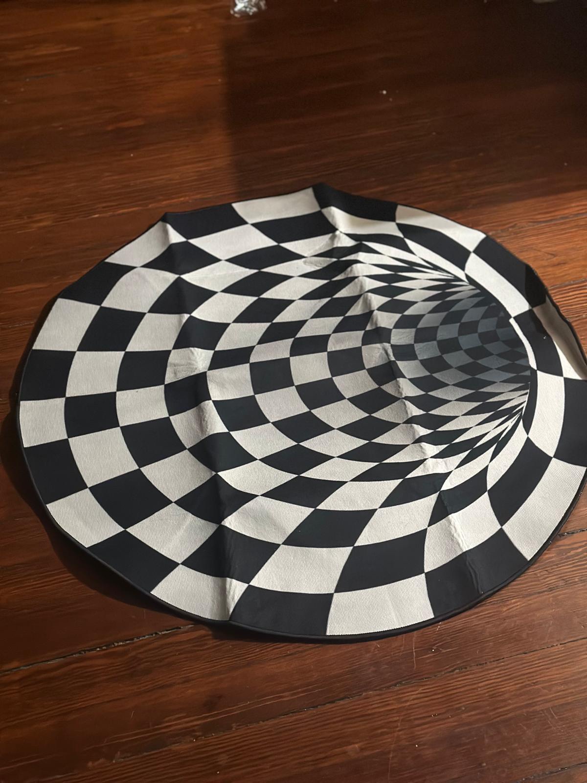 Optical illusion Mate - photo 2