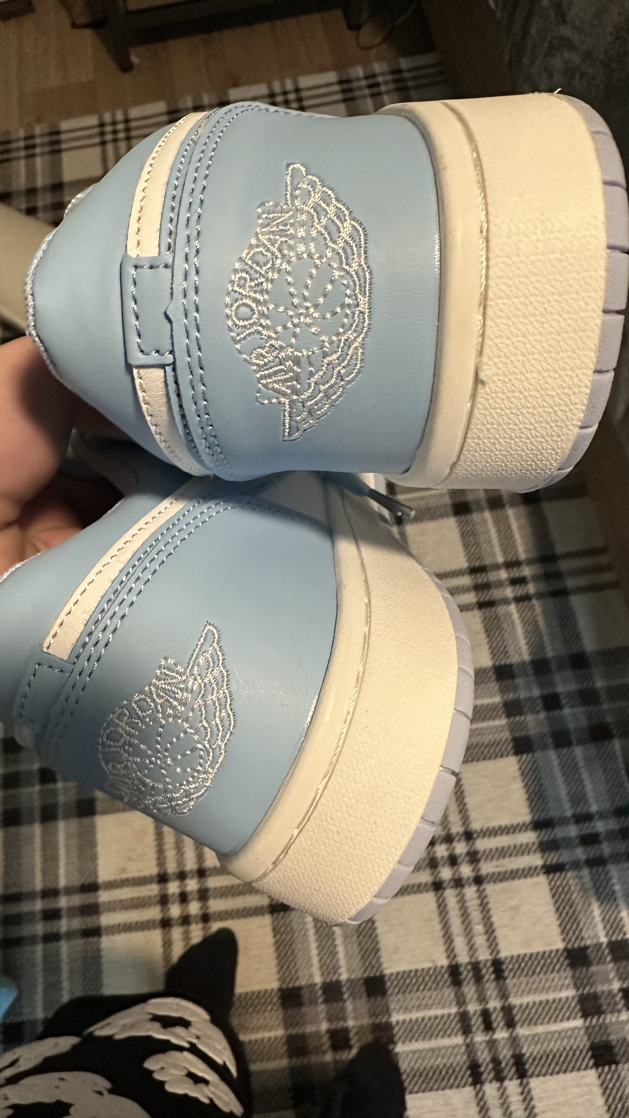 Air Jordan 1 lows - photo 3