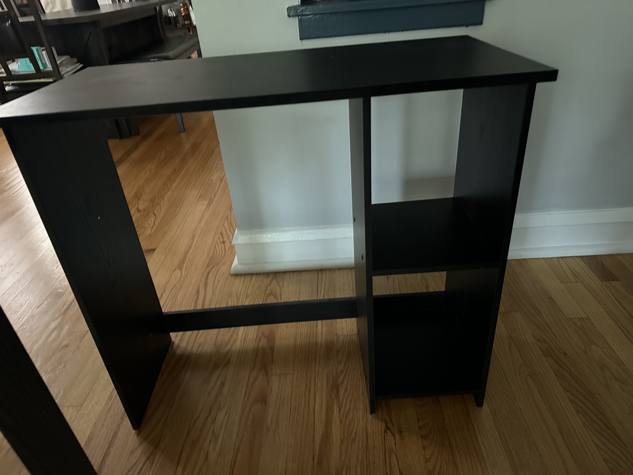 2 small desks and chair - photo 4