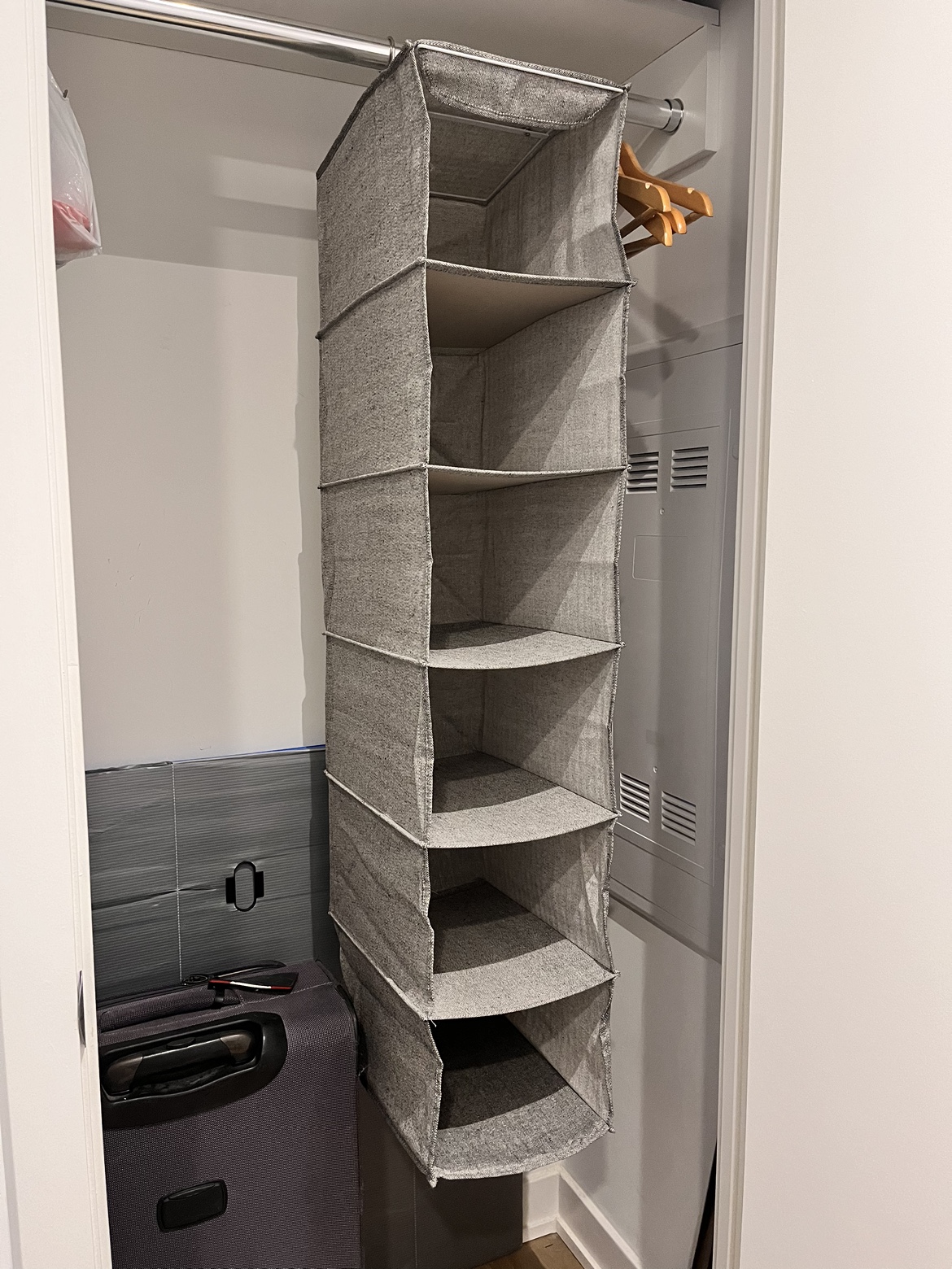 Closet storage for clothes - photo 2