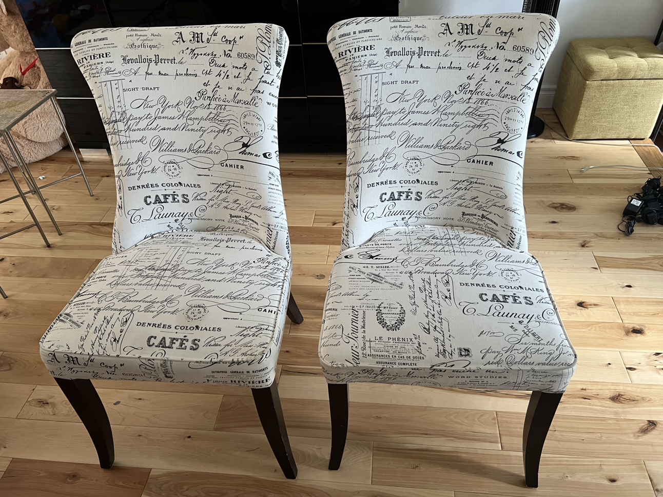 2 dining decor chairs - photo 3