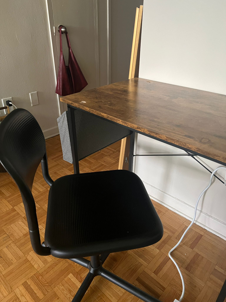 desk  for sale thumbnail