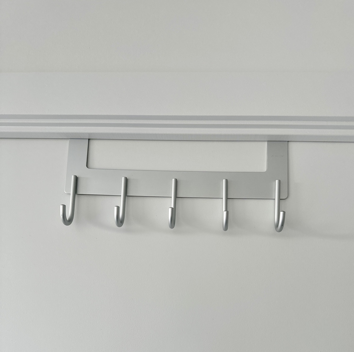 Over the door hooks