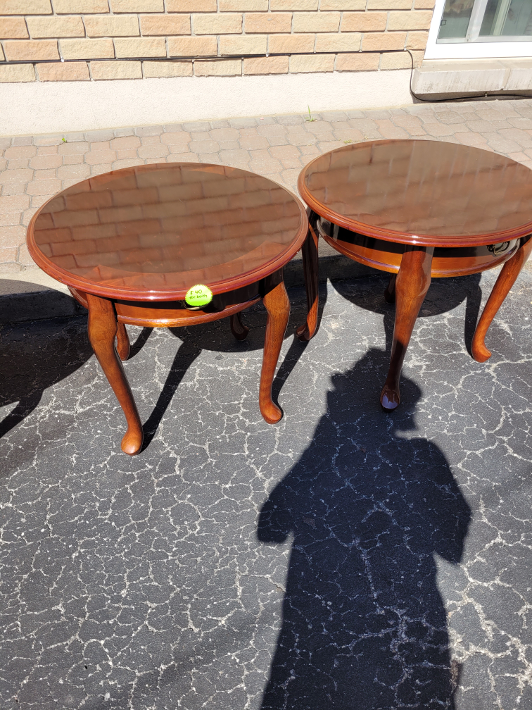 Wood coffee table and end tables