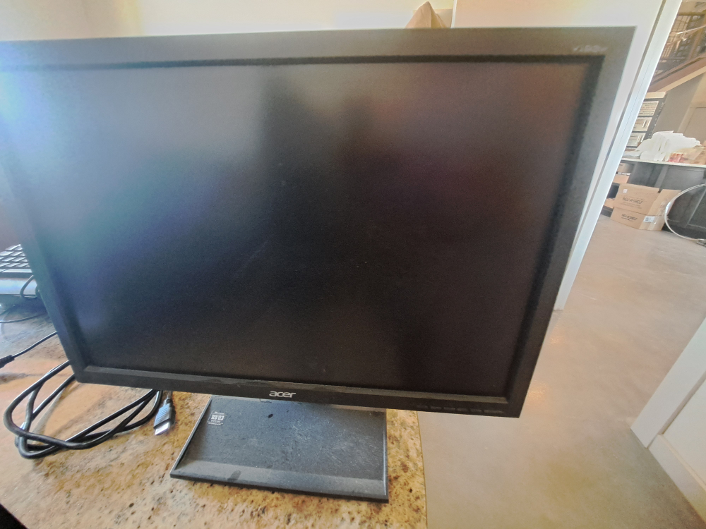 computer monitor - photo 2