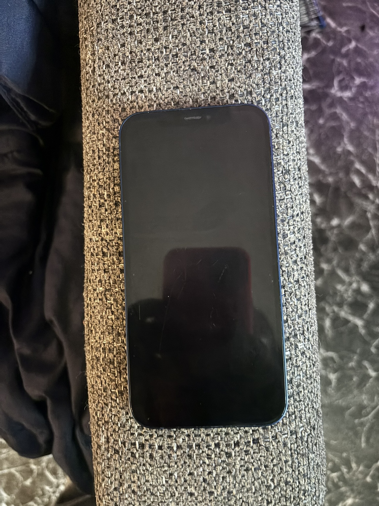 Apple IPhone 12 - photo 2